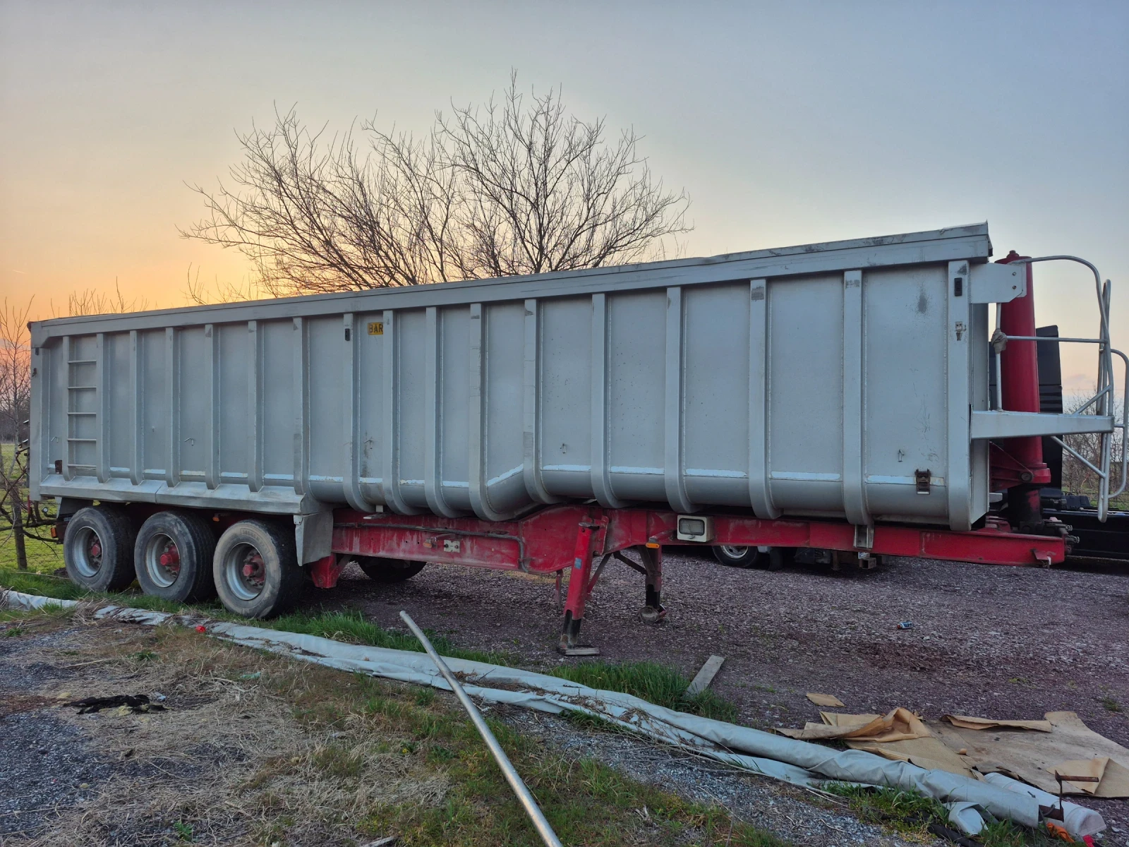 Полуремарке Fruehauf