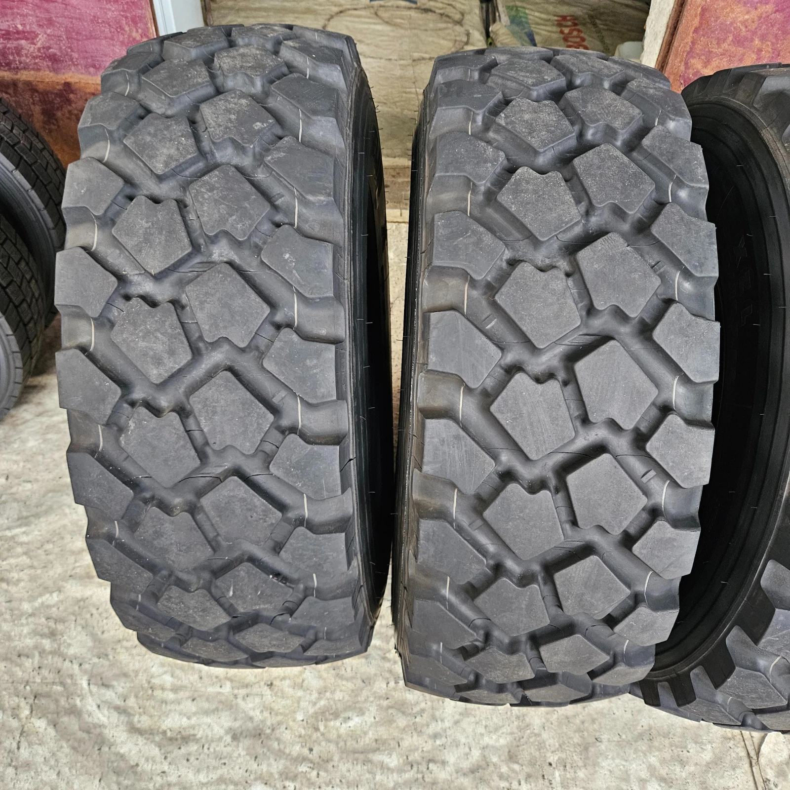���� 355/80R20 | Mobile.bg � ����������� 1