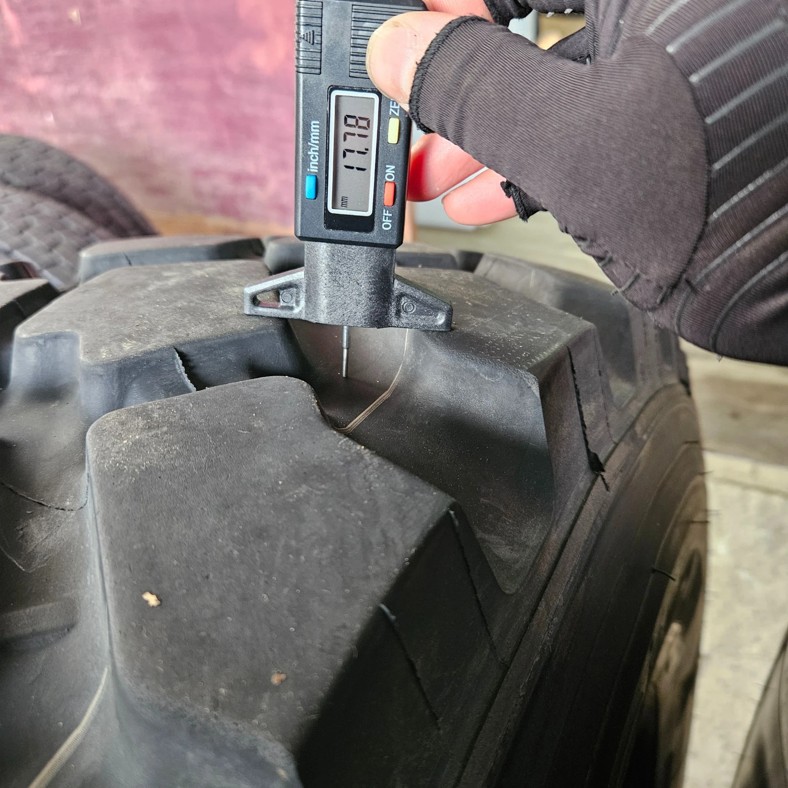 ���� 355/80R20 | Mobile.bg � ����������� 6