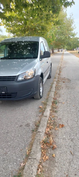 VW Caddy 1.6 TDI   клима, снимка 3