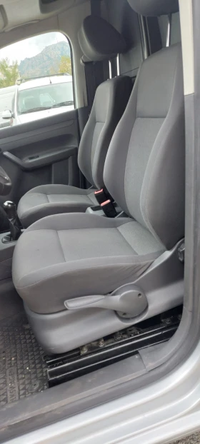 VW Caddy 1.6 TDI   клима, снимка 12