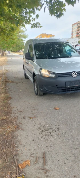VW Caddy 1.6 TDI   клима, снимка 2