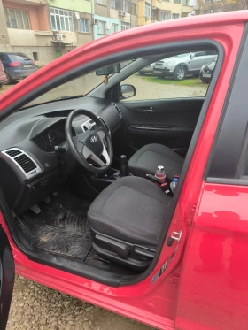 Hyundai I20, снимка 4