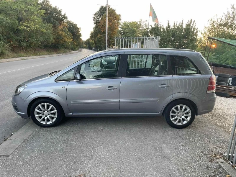 Opel Zafira 1.9CDTI, 120кс, COSMO, ИТАЛИЯ , снимка 7 - Автомобили и джипове - 46725804