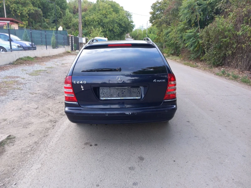 Mercedes-Benz C 240 2.4i 4matik feislift, снимка 7 - Автомобили и джипове - 47345708