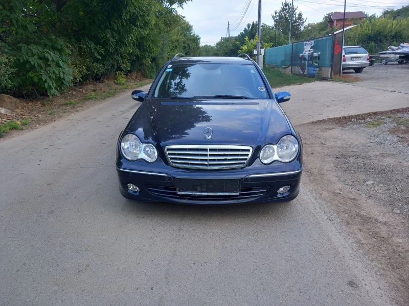 Mercedes-Benz C 240 2.4i 4matik feislift, снимка 2 - Автомобили и джипове - 47345708