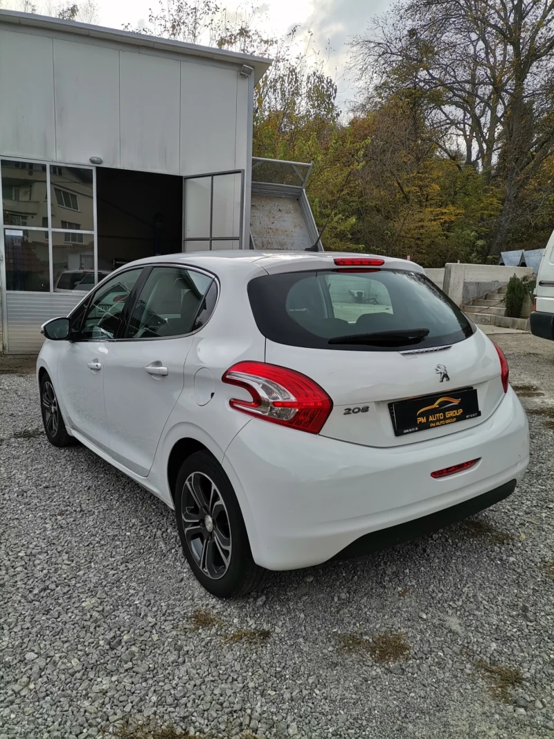 Peugeot 208 1.6 E-HDI , снимка 6 - Автомобили и джипове - 47826658