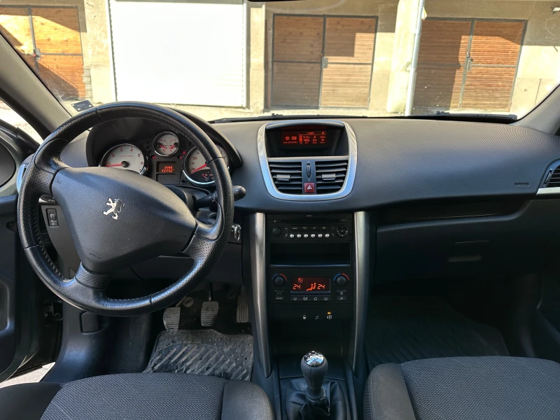 Peugeot 207 1.6 Бензин 120к.с., снимка 8 - Автомобили и джипове - 47863060