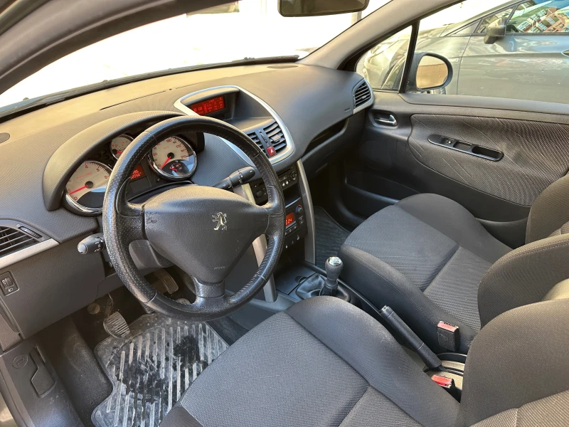 Peugeot 207 1.6 Бензин 120к.с., снимка 7 - Автомобили и джипове - 47863060