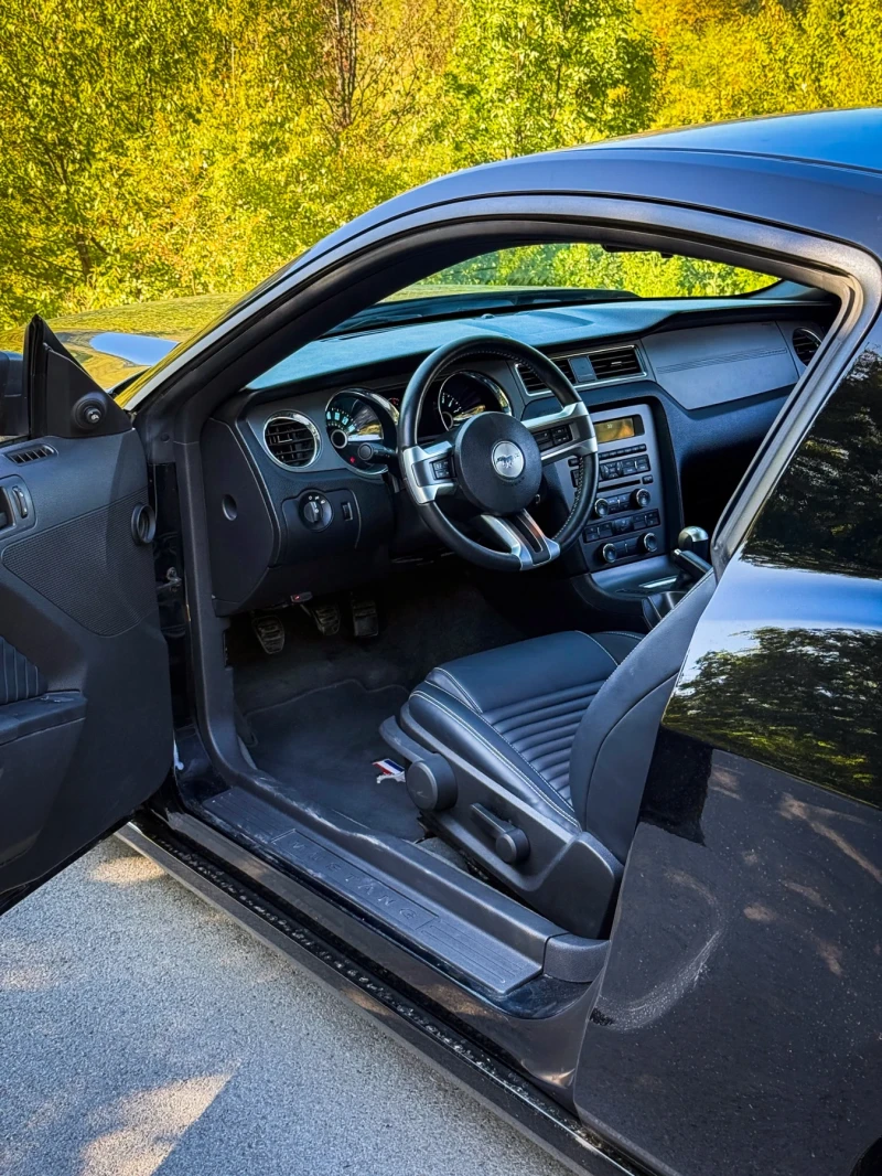 Ford Mustang 4700км, снимка 8 - Автомобили и джипове - 52801538