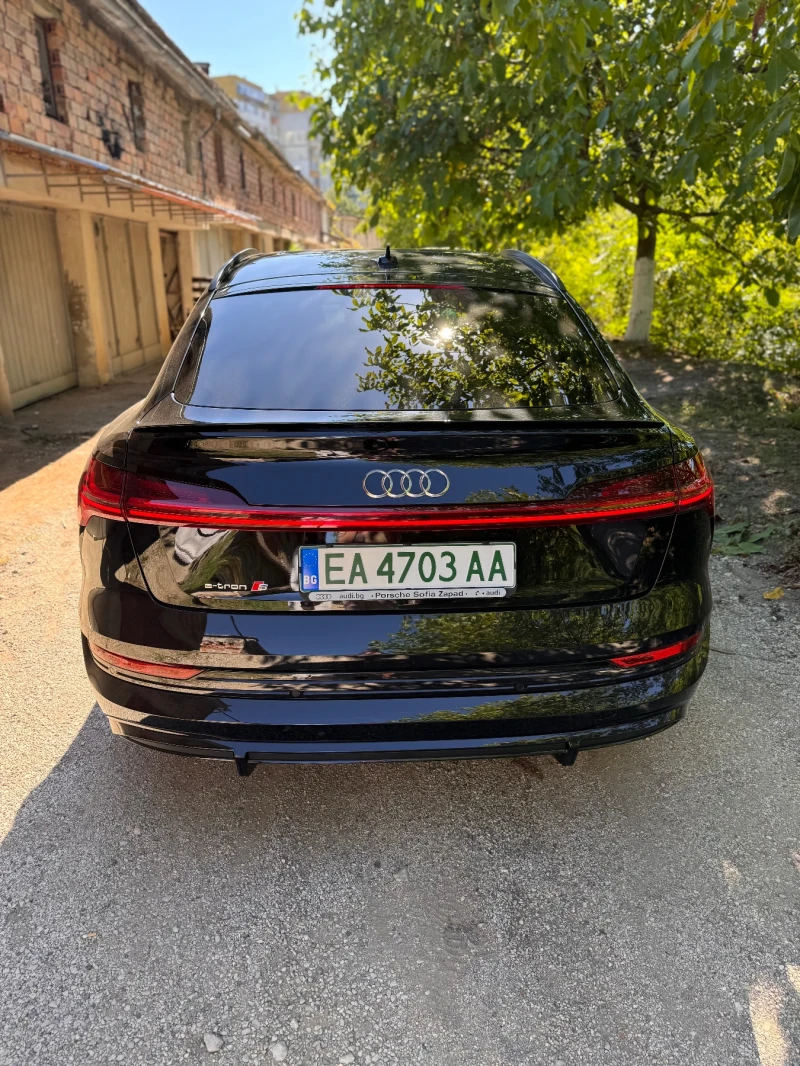 Audi E-Tron Sportback S, снимка 6 - Автомобили и джипове - 52209320