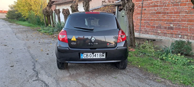 Renault Clio 1.5DCI, снимка 6 - Автомобили и джипове - 52296885