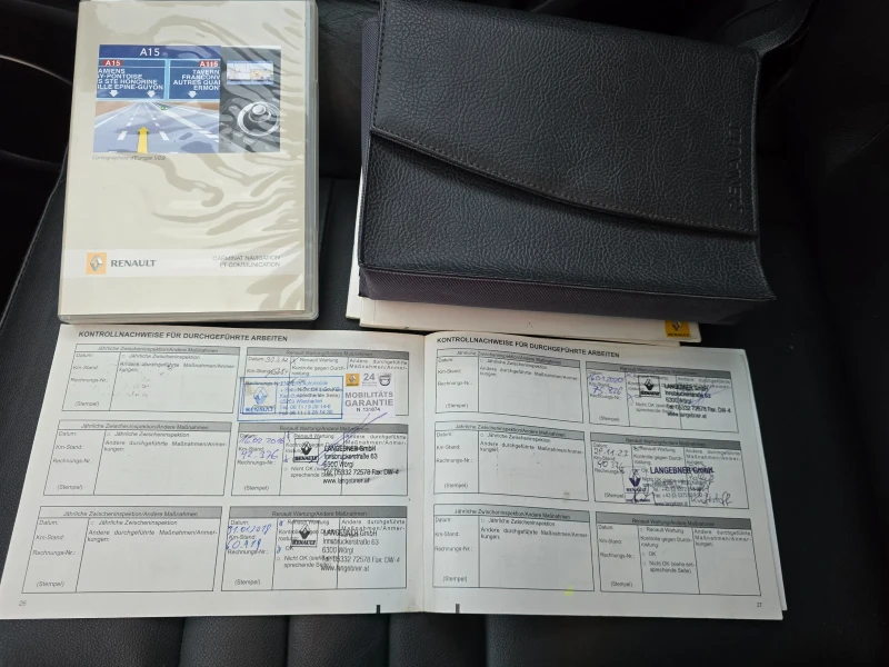 Renault Scenic 2.0 DCi 150кс АВТОМАТИК 94000 км. ЕВРО 5, снимка 15 - Автомобили и джипове - 52665013