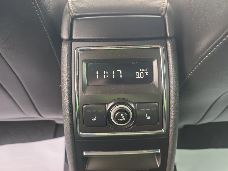 Skoda Superb 2.0TDI/140KC, снимка 12 - Автомобили и джипове - 53270923