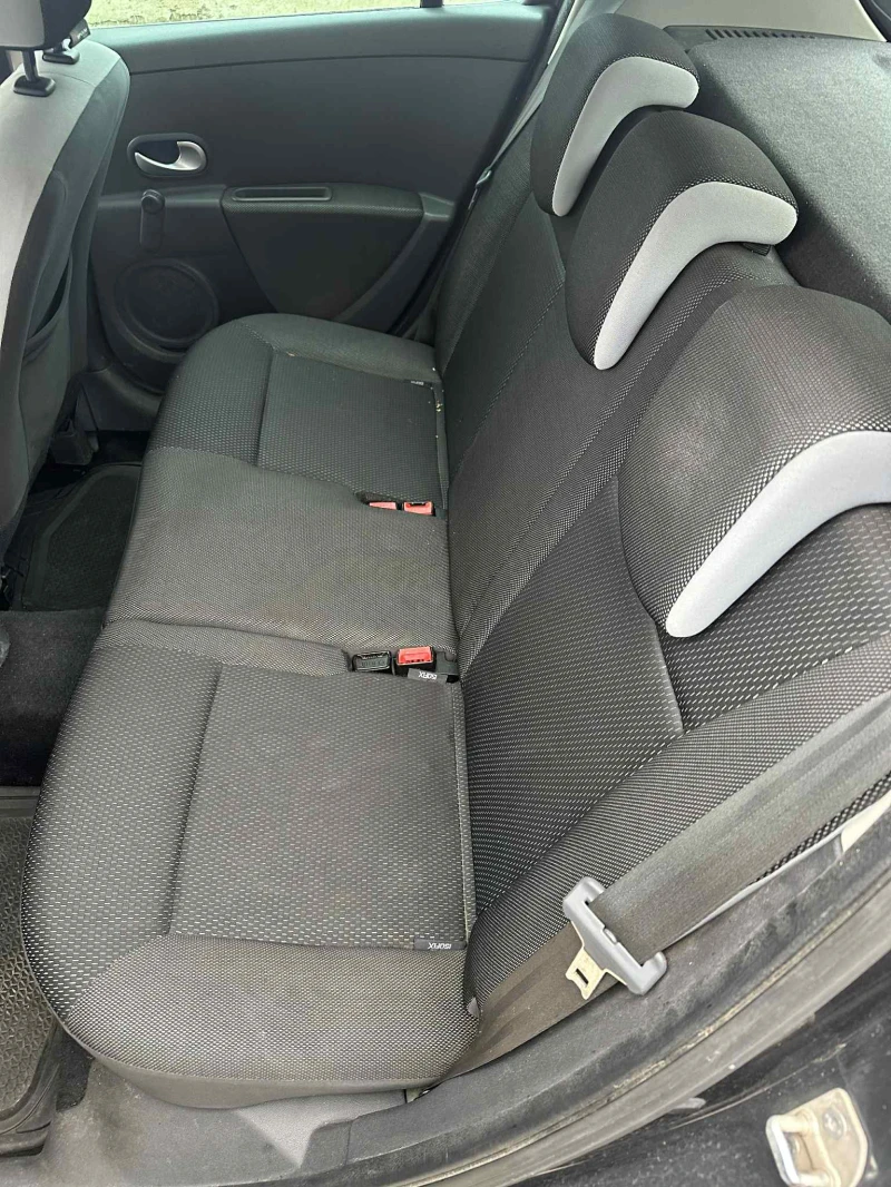 Renault Clio, снимка 11 - Автомобили и джипове - 53591077