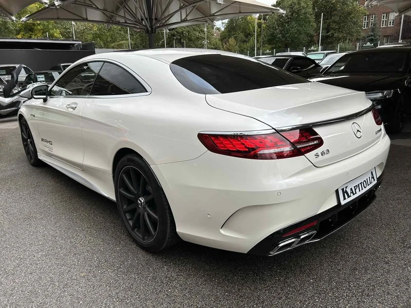 Mercedes-Benz S 63 AMG Coupe/4Matic/Designo/AMGdriver/HuD/Burm, снимка 7 - Автомобили и джипове - 43926063