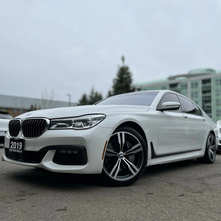 BMW 750 * M-package* Head-up* АвтоКредит (ЦЕНА ДО БГ) - изображение 3