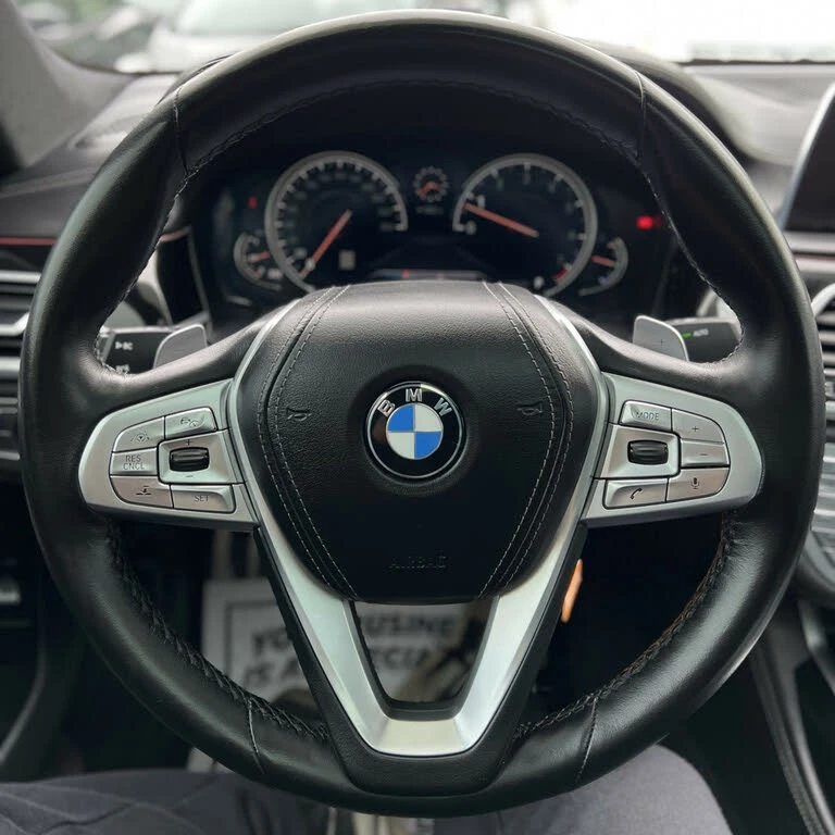 BMW 750 * M-package* Head-up* АвтоКредит (ЦЕНА ДО БГ) - изображение 9