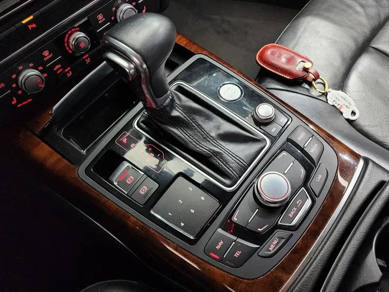 Audi A6 3.0 TDI Quattro, снимка 9 - Автомобили и джипове - 55057926