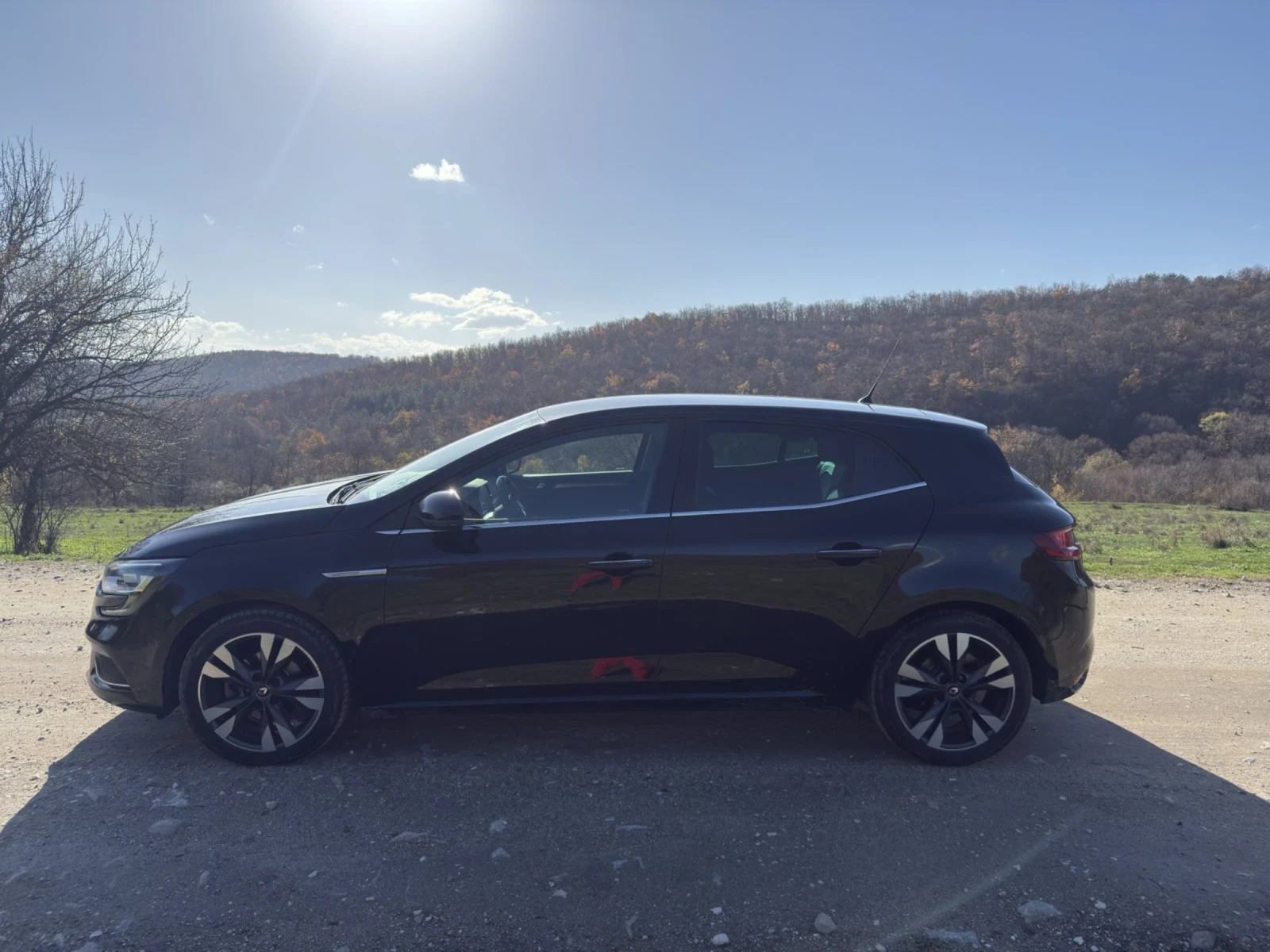 Renault Megane 1.3 TCE - изображение 8