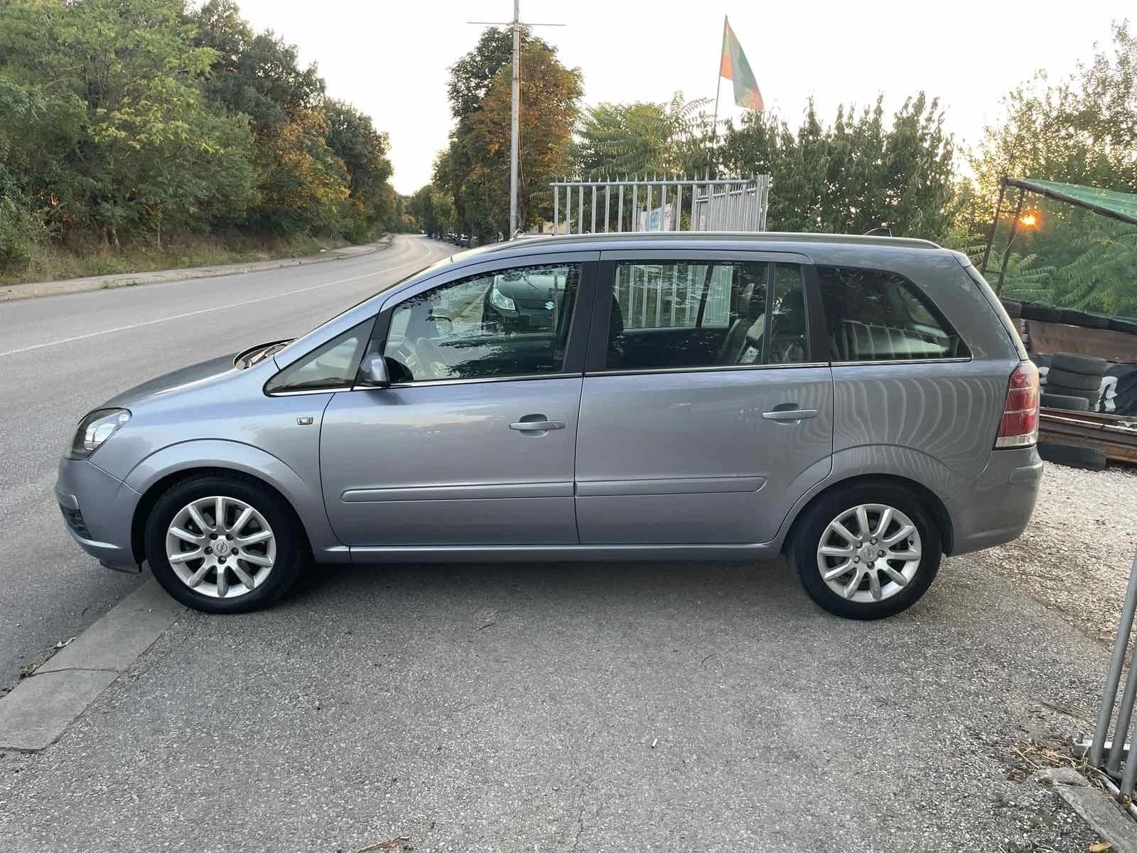 Opel Zafira 1.9CDTI, 120кс, COSMO, ИТАЛИЯ  - изображение 7