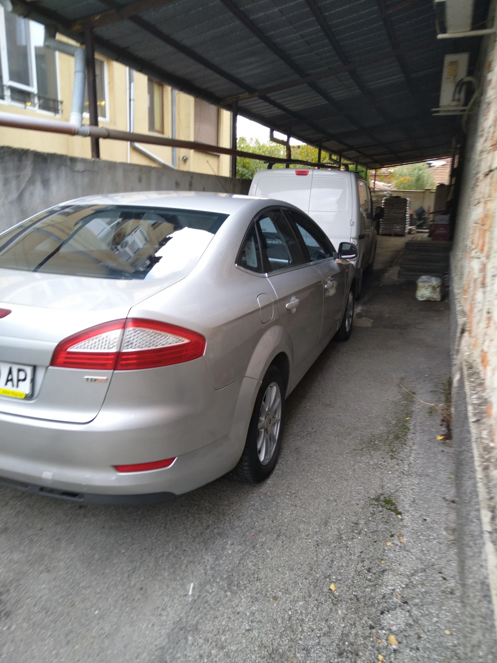 Ford Mondeo Titanium - изображение 6