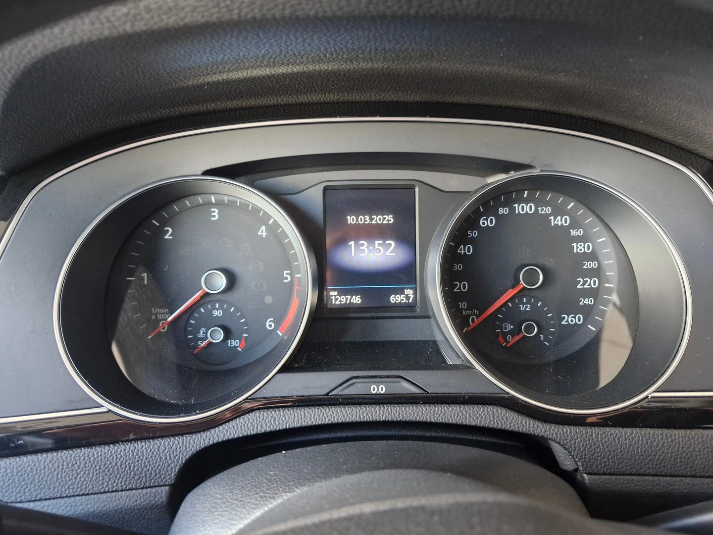 VW Passat Business 2.0 TDI SCR DSG | Mobile.bg   8