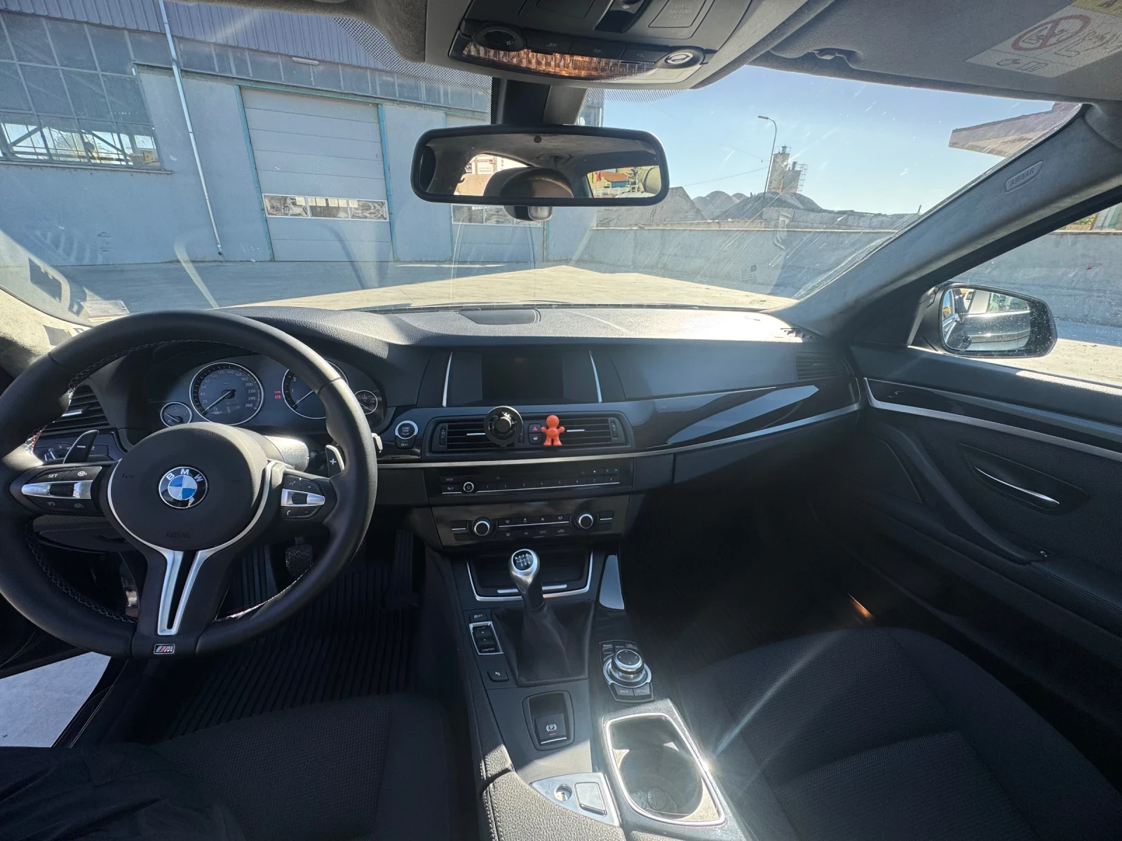BMW 520  - изображение 10