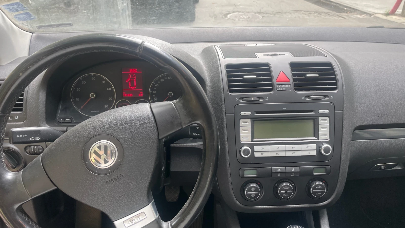 VW Golf 5 GT Бензин - изображение 6