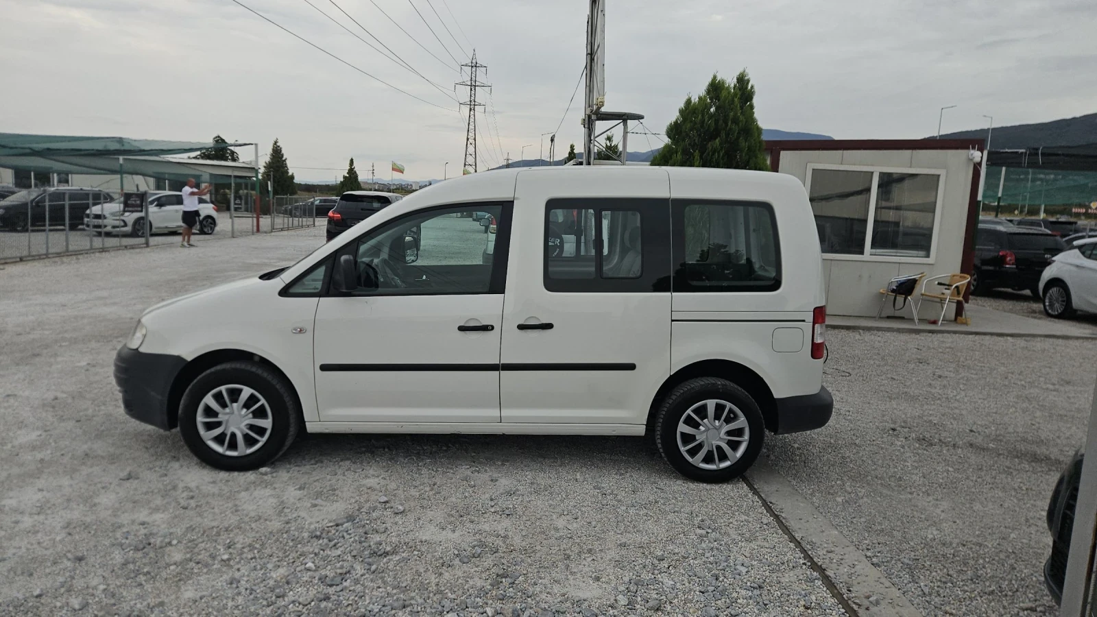 VW Caddy 1.9TDI.105.кс.2009г.ТОПсъстояние - изображение 8