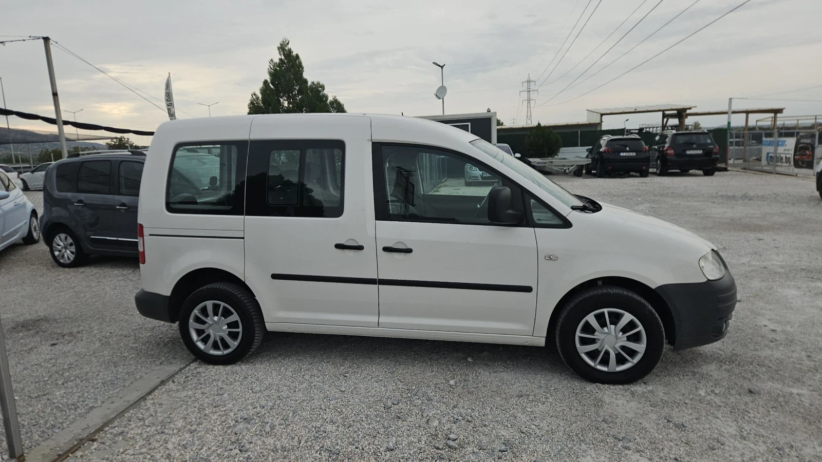 VW Caddy 1.9TDI.105.кс.2009г.ТОПсъстояние - изображение 4