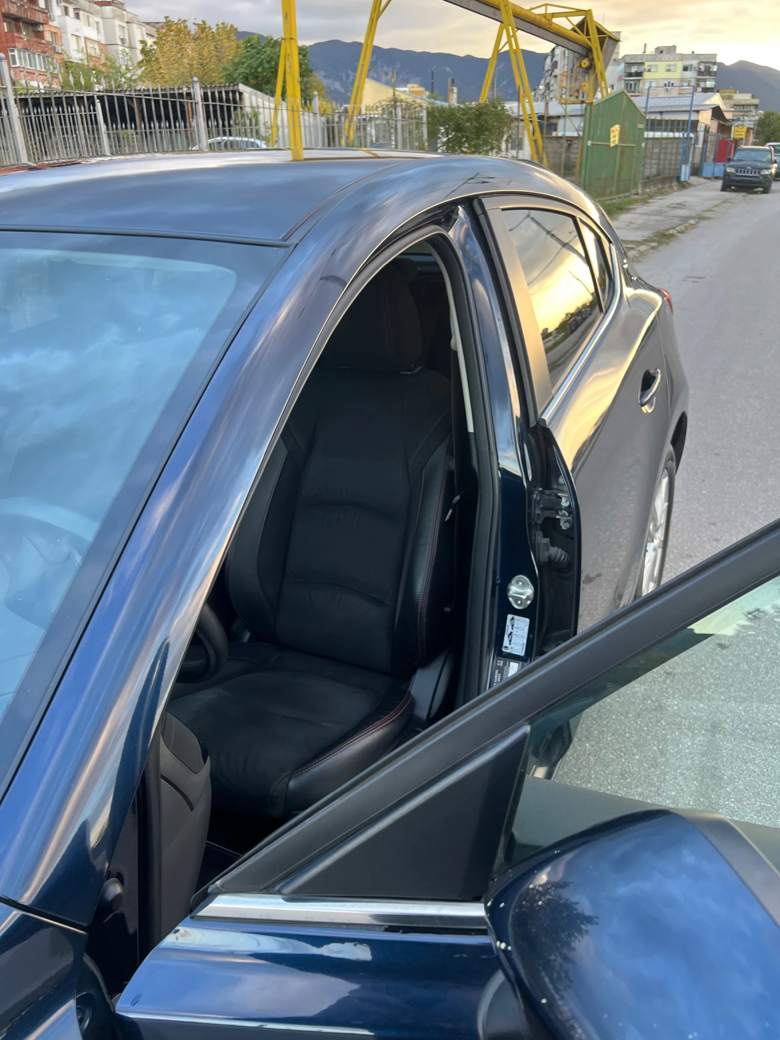 Mazda 3 2.2D SKYACTIV 150 Germany - изображение 10