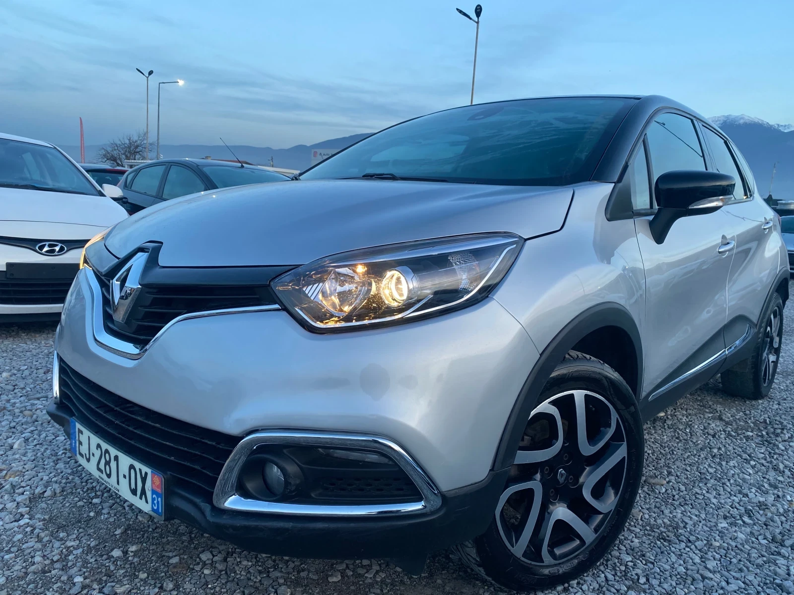 Renault Captur 1.5D 2016/06M 90HP EVRO6B NAVI* CAMERA*  | Mobile.bg � ����������� 1