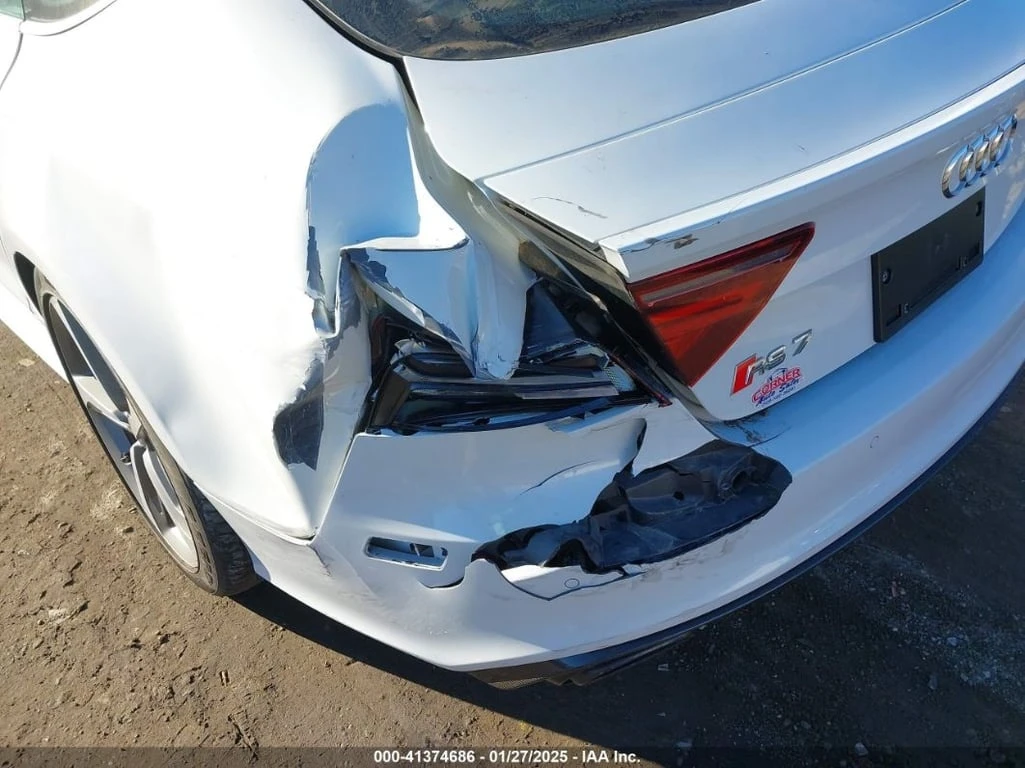 Audi Rs7 * 4.0T PRESTIGE * CARFAX * БЕЗ ПЪРВОНАЧАЛНА ВНОСКА - изображение 6