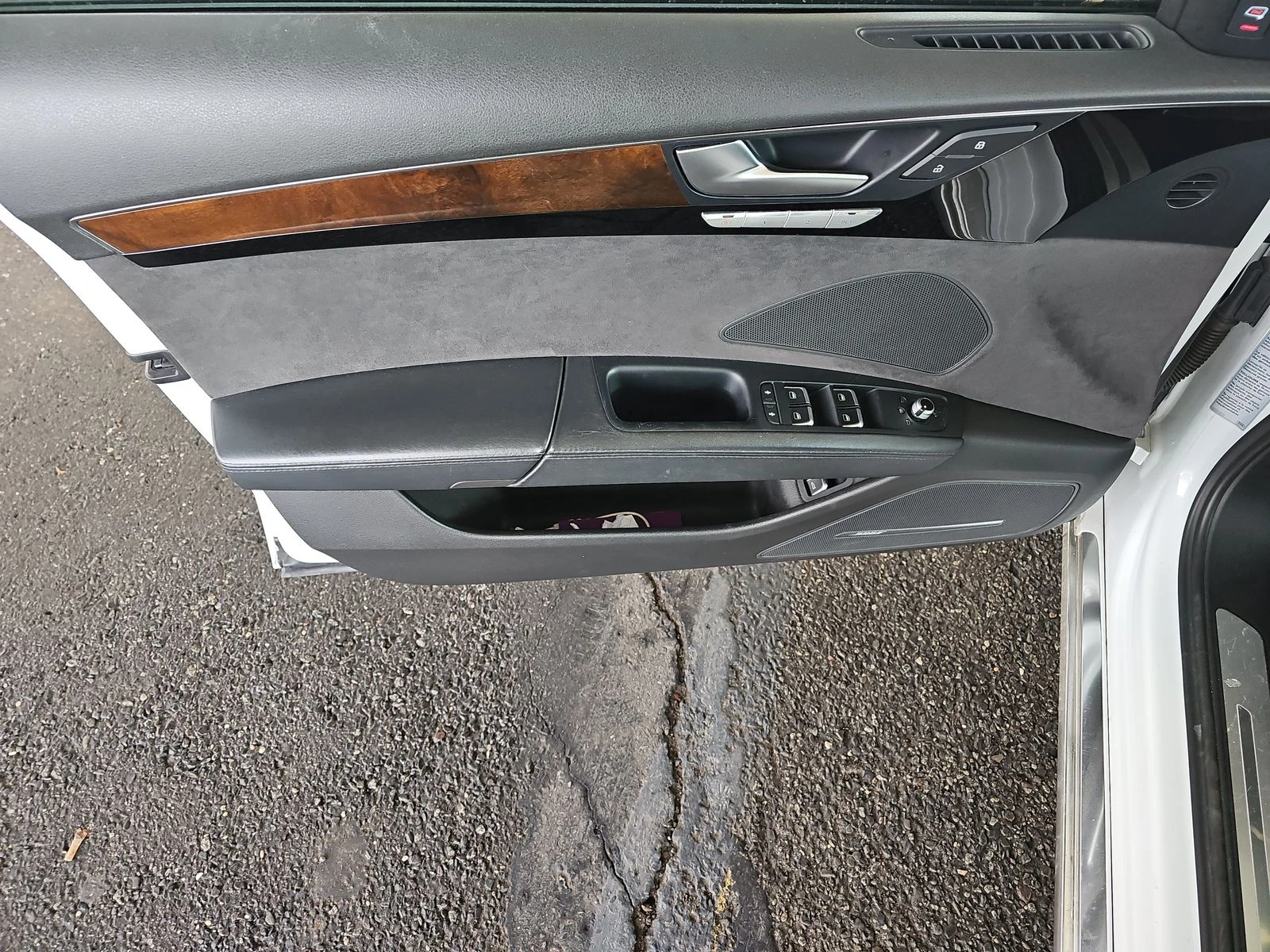 Audi A8 L 4.0T* Bose* �������* ���������* 360 ���.* ������ | Mobile.bg � ����������� 12