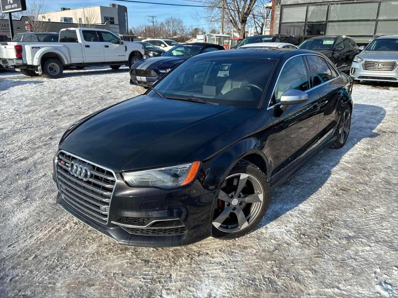 Audi S3 * 2.0T Progressiv * 2 �����* KEYLESS* S TRONIC*  | Mobile.bg � ����������� 1