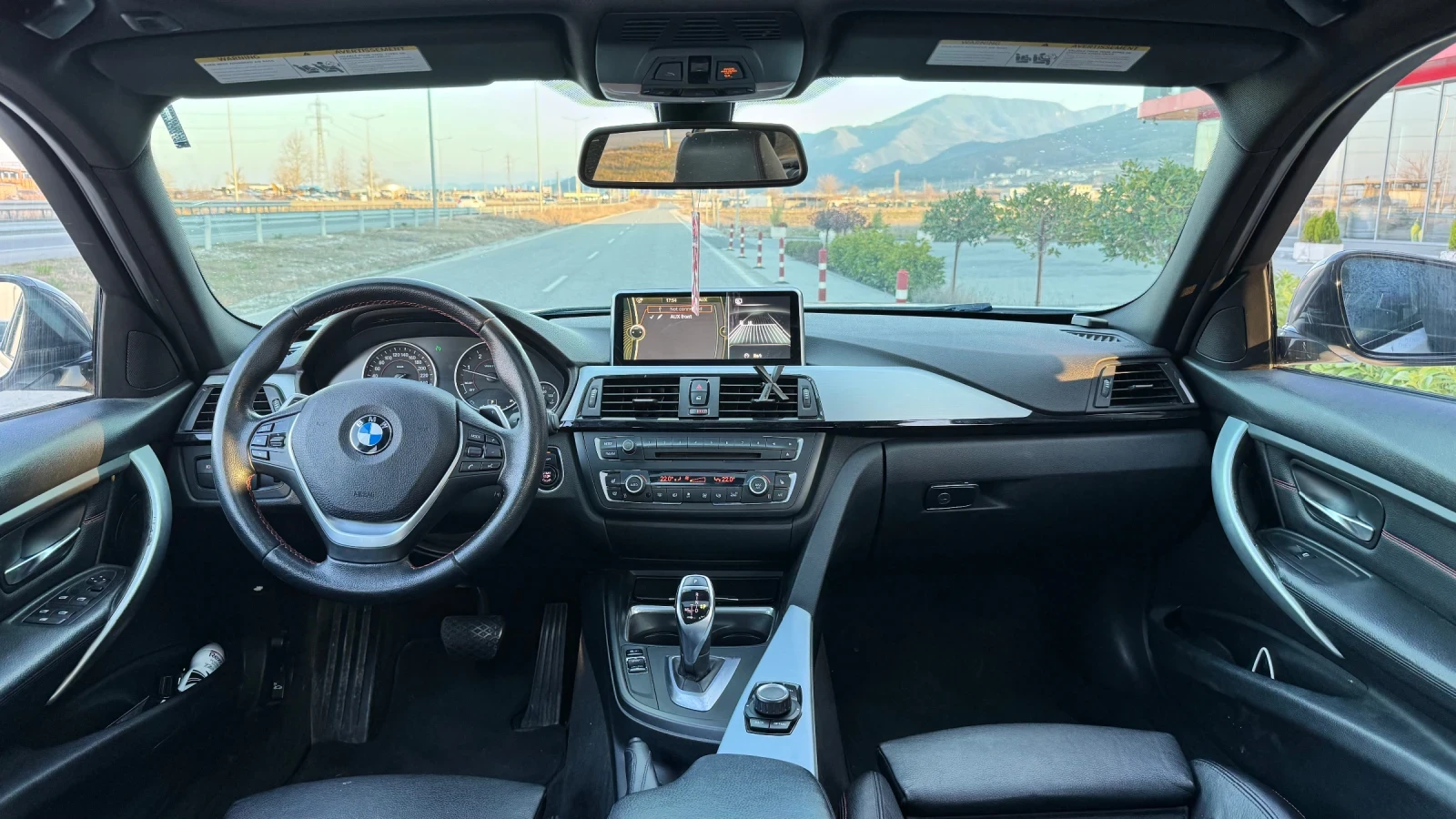 BMW 320, снимка 6 - Автомобили и джипове - 53863396