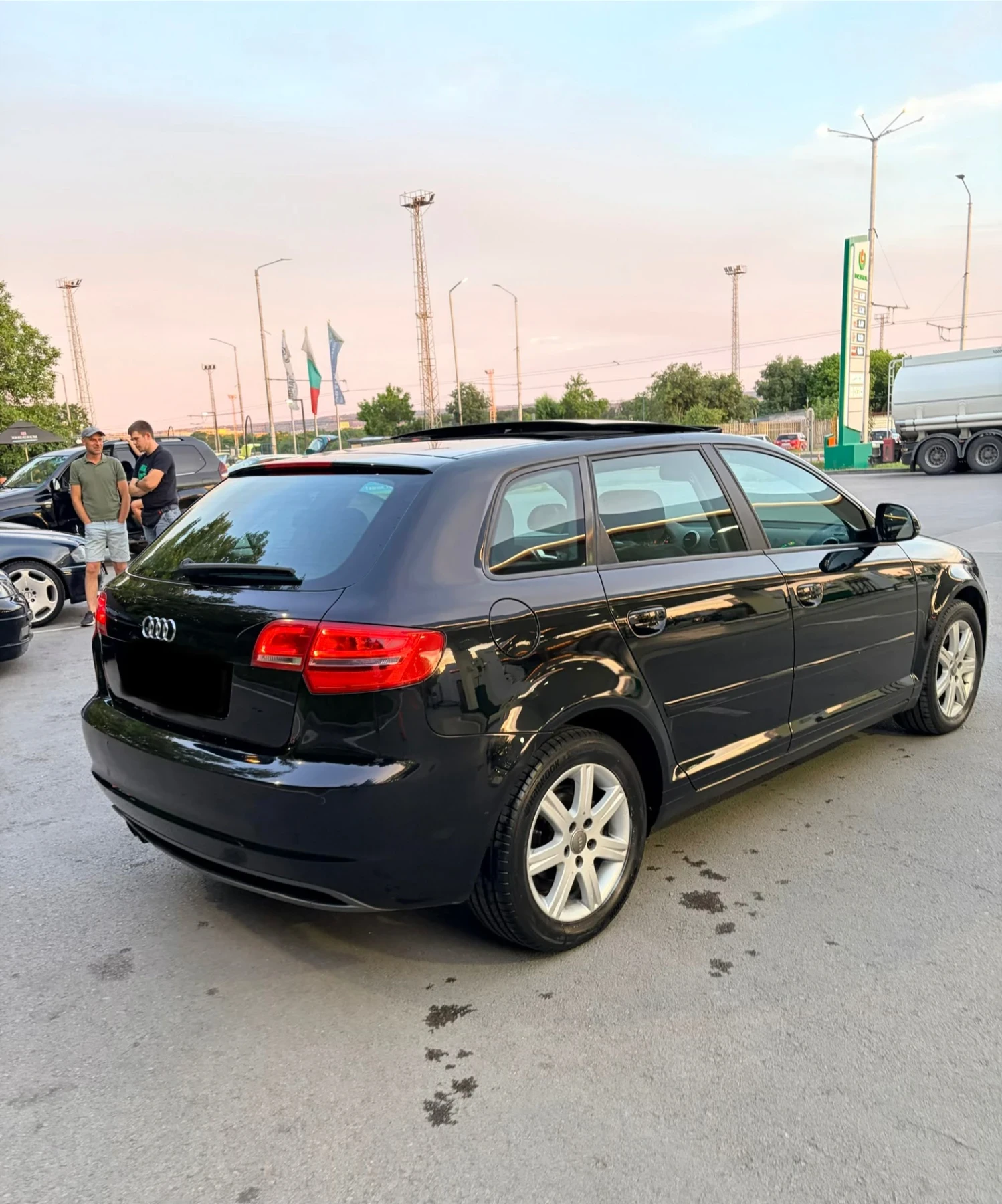 Audi A3 AUDI A3 SPORTBACK 2.0 TDI COMMON RAIL /ПАНОРАМА/, снимка 4 - Автомобили и джипове - 54948784