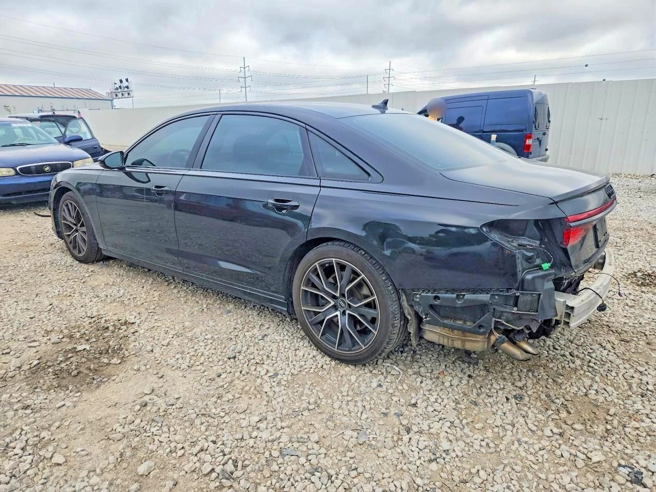 Audi A8 L| DISTRONIC| 360| HUD| B&O| MASSAGE, снимка 4 - Автомобили и джипове - 55203984