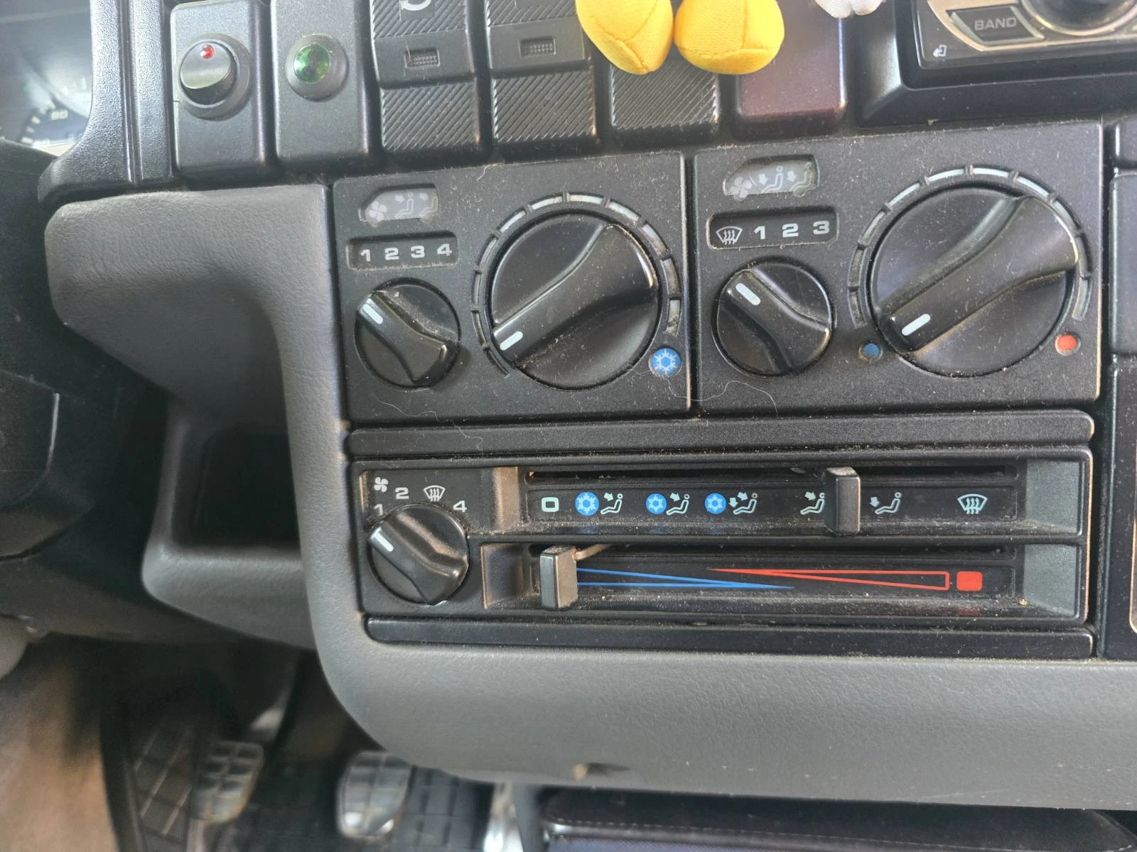 VW Multivan, снимка 10 - Автомобили и джипове - 55442244