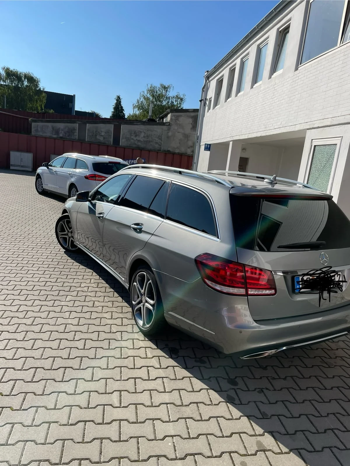 Mercedes-Benz E 350 E350 4matic, снимка 4 - Автомобили и джипове - 55606442