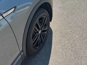 VW Tiguan * Comfortline R Line Black Edition * CARFAX * , снимка 17