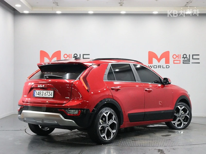 Kia Niro 1.6 HEV Signature ЛИЗИНГ БЕЗ ПЪРВОНАЧАЛНА ВНОСКА, снимка 3 - Автомобили и джипове - 52650494