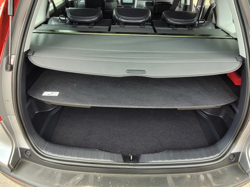 Honda Cr-v 2, 4- Exclusive edition , снимка 13 - Автомобили и джипове - 52597517