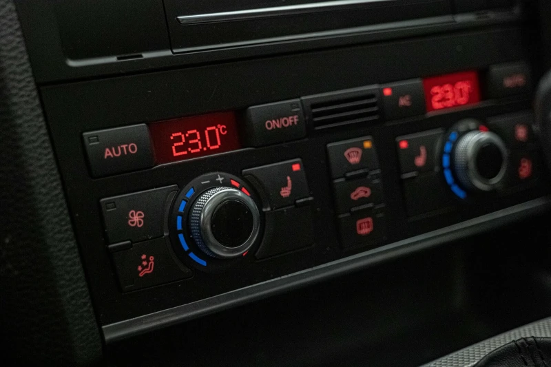 Audi Q7 4.2TDI/Quattro/Side Assist/MMI PLUS/Панорама/Xenon, снимка 13 - Автомобили и джипове - 52578425