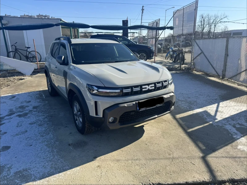 Dacia Duster 1.6 hibrid/benzin Full, снимка 3 - Автомобили и джипове - 53086416