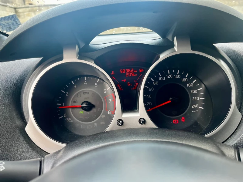 Nissan Juke, снимка 9 - Автомобили и джипове - 53288753