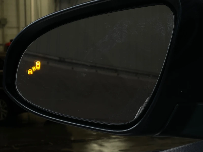 Toyota C-HR XLE Premium | HTD LEATHER | SUNROOF | CARPLAY, снимка 14 - Автомобили и джипове - 53464584