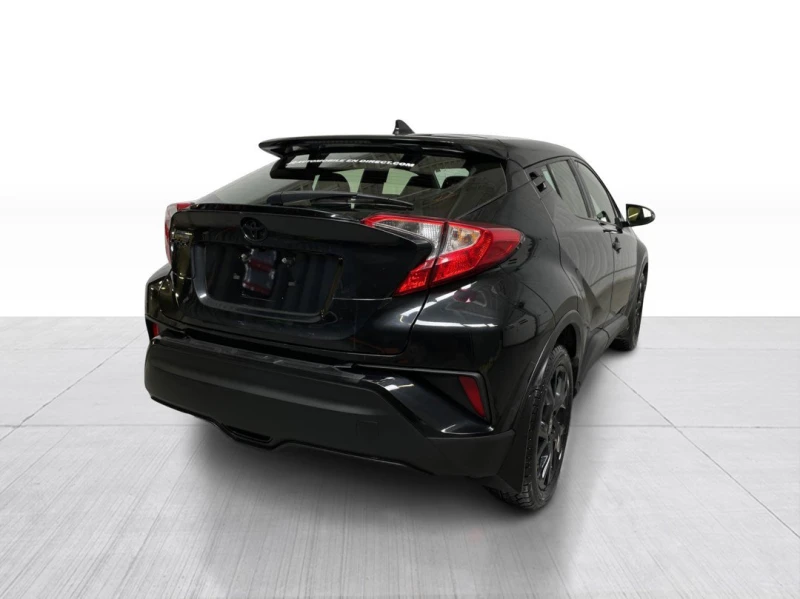 Toyota C-HR XLE Premium | HTD LEATHER | SUNROOF | CARPLAY, снимка 4 - Автомобили и джипове - 53464584
