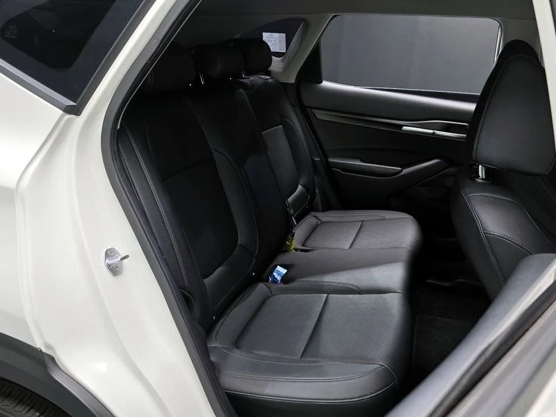 Kia Seltos Gasoline 1.6 Turbo 4WD| 177�.�.| ���.��������� | Mobile.bg � ����������� 11